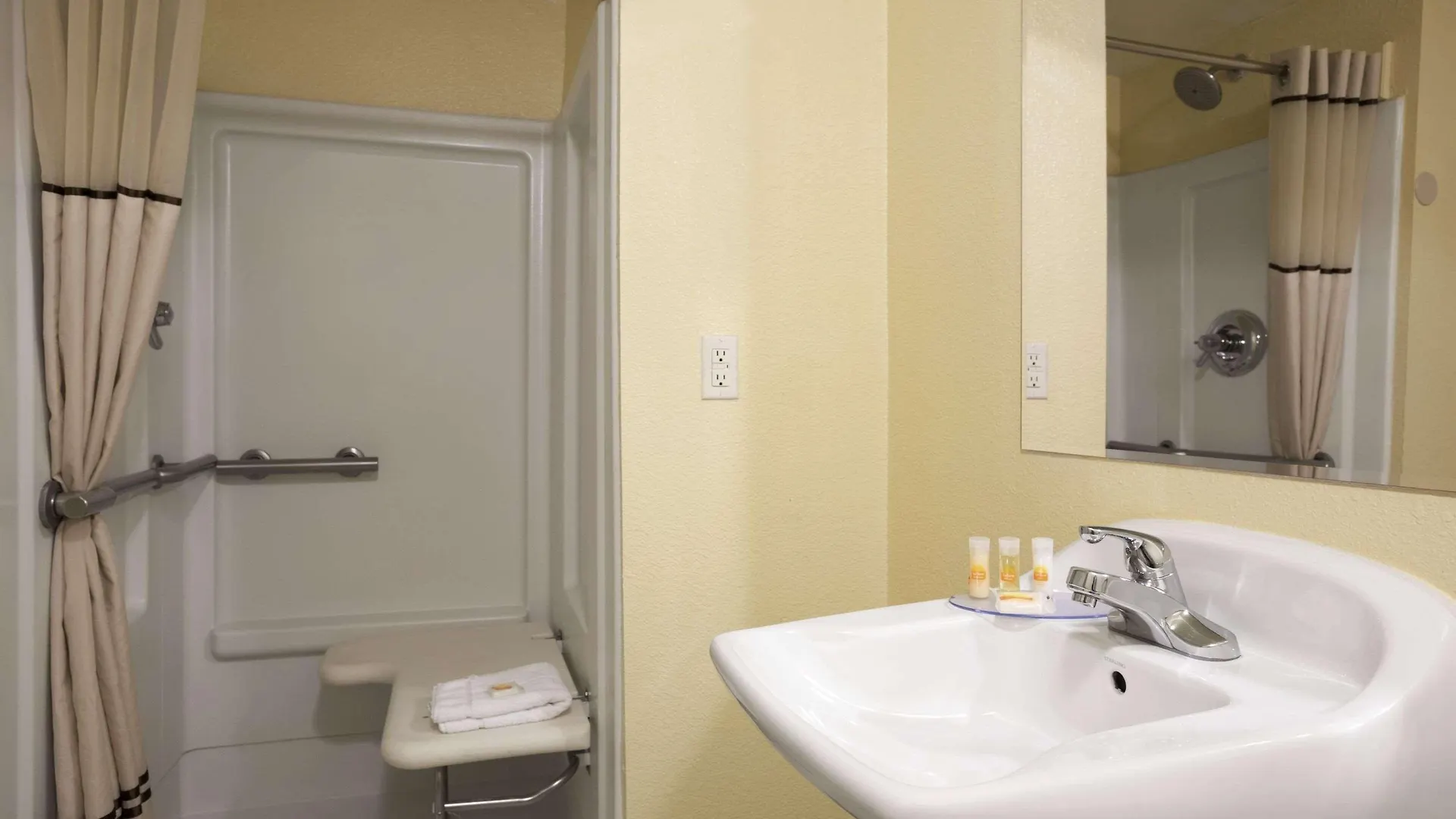 Days Inn By Wyndham Denver Downtown 2*,  United States