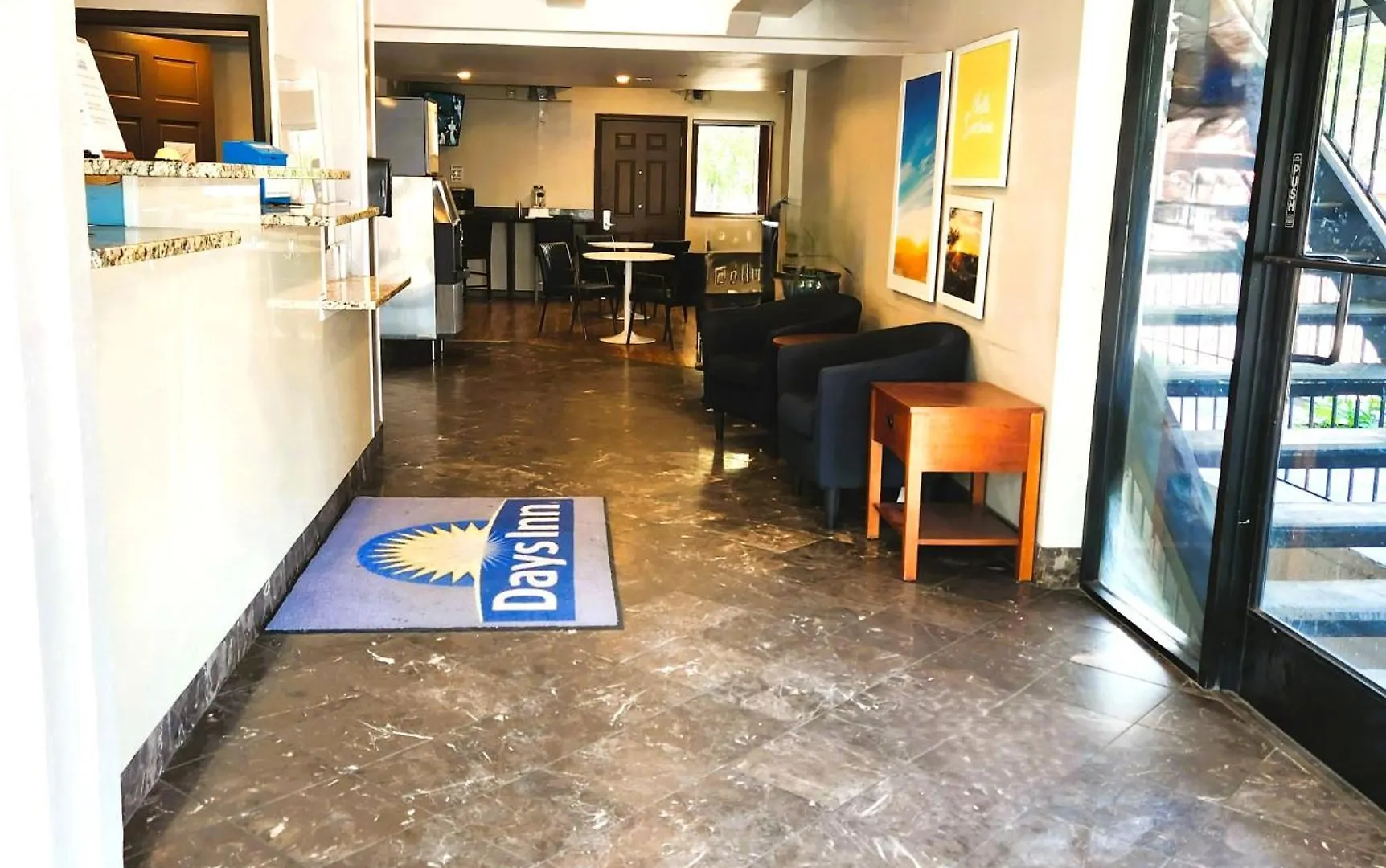Days Inn By Wyndham Denver Downtown Motel