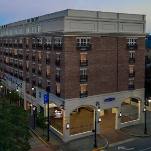 hampton-inn-savannah-historic-district.top-hotels-in-savannah.com/